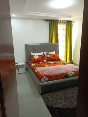 Appartement 2 chambres et Salon à point E – Image 2